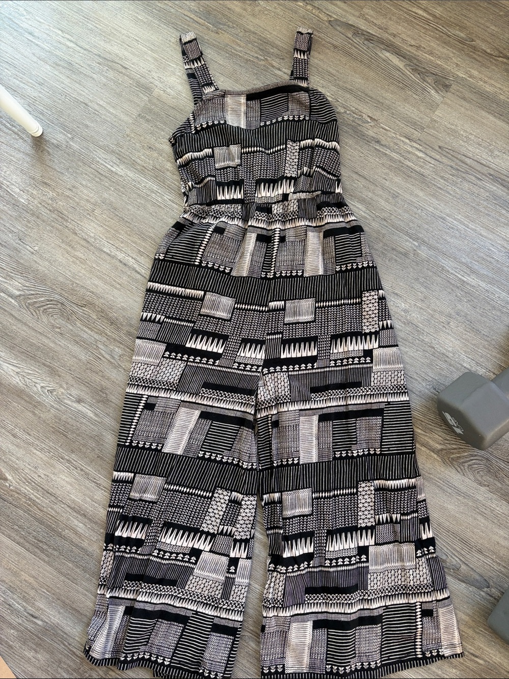 Nordstrom Black & Cream Patterned Wide-Leg Jumpsuit size 8/10